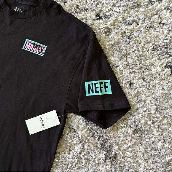 NWT Disney Mickey Mouse Black Short Sleeve Shirt Size XL - Picture 5 of 8